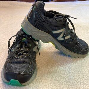 New Balance 510v3 All Terrain Athletic Sneaker Grey Teal Trail Runner Preowned